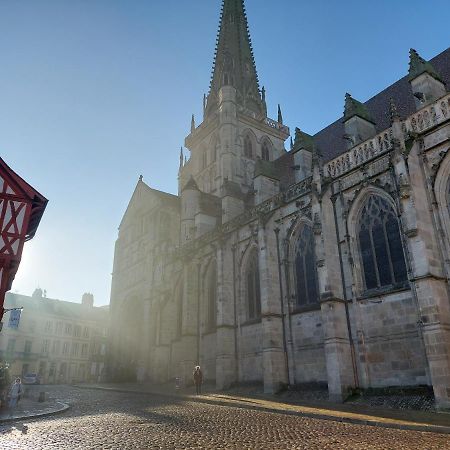 Nenuphar Lägenhet Autun Exteriör bild